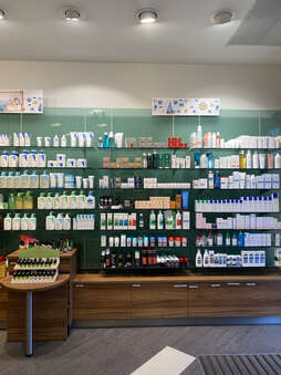 Rotunden-Apotheke-Wien-5263.jpg