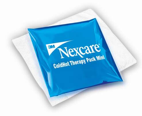 Sie sehen eine Packung Nexcare™ ColdHot Therapy Pack Mini , 12 cm x 11 cm, 2 Stk, 2 Stück, Produktbild: 03 Nexcare™ ColdHot Therapy Pack Mini , 12 cm x 11 cm, 2 Stk, 2 Stück, A-Nr.: 4251727 - 03