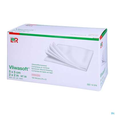 Sie sehen eine Packung Vlieskompressen Vliwasoft 4fach Steril 5x 5cm 150st, Produktbild: 02 Vlieskompressen Vliwasoft 4fach Steril 5x 5cm 150st, A-Nr.: 1647933 - 02